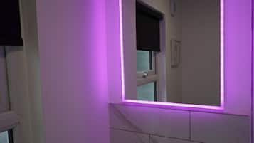 LĂ€genhet - eget badrum (2 Bedroom Townhouse ) | Badrum