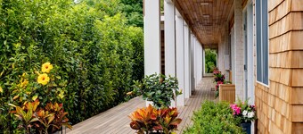 Journey East Hampton