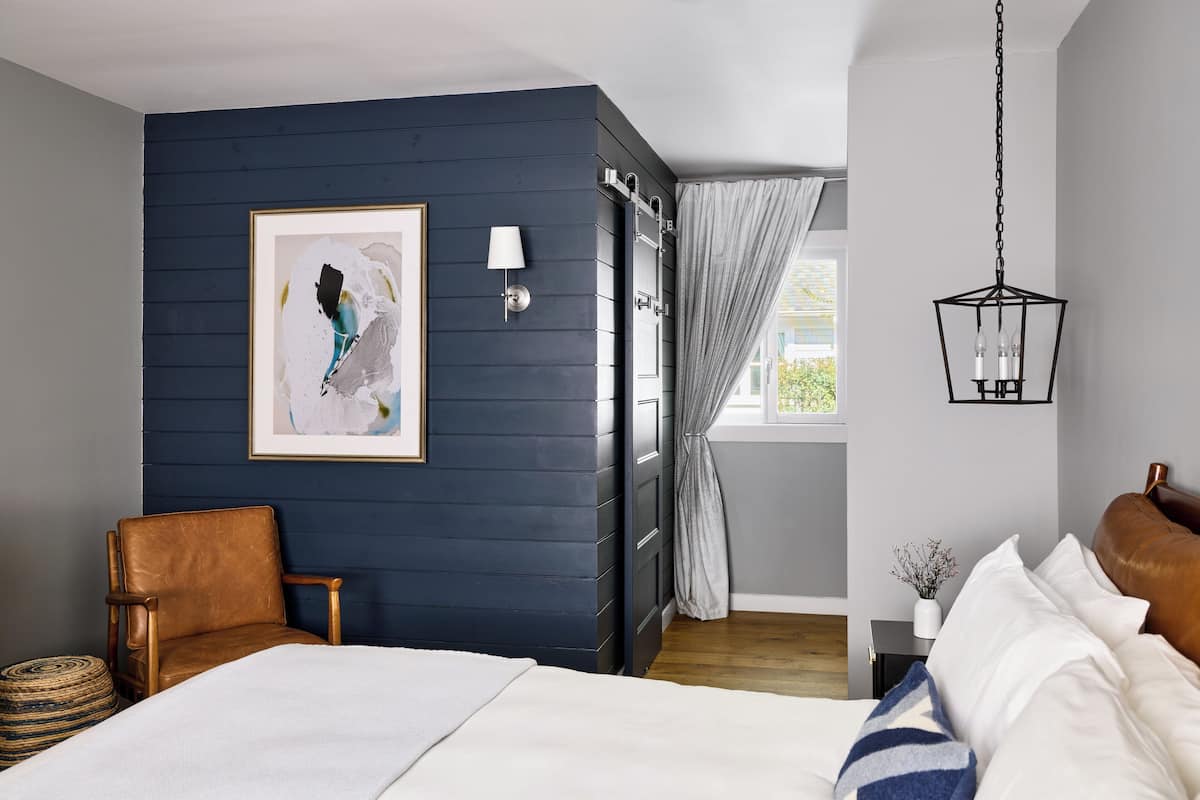 Luxe beddengoed, een kluis op de kamer, een strijkplank/strijkijzer