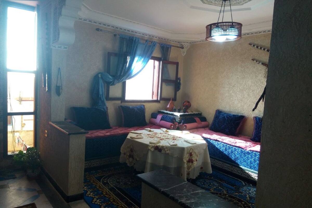 Comfort Apartment | Living room | Flat-screen TV