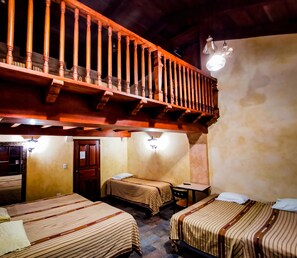 Family Room, Multiple Beds, Non Smoking - Central Bougainvillea (Antigua Guatemala)