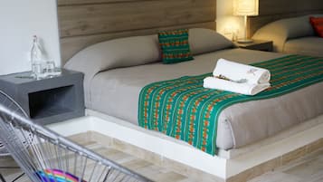Habitación Deluxe | Sábanas de algodón egipcio, ropa de cama de alta calidad y edredón