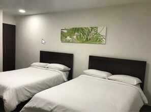 Bureau, Wi-Fi gratuit, draps fournis