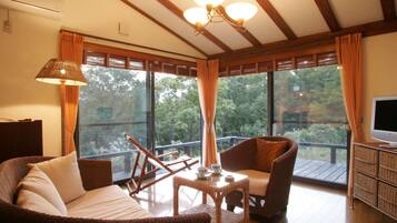 Standard Japanese Western Style Room | Living area