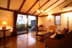 Deluxe-værelse (Japanese Western Style) | Stue | Fladskærms-tv