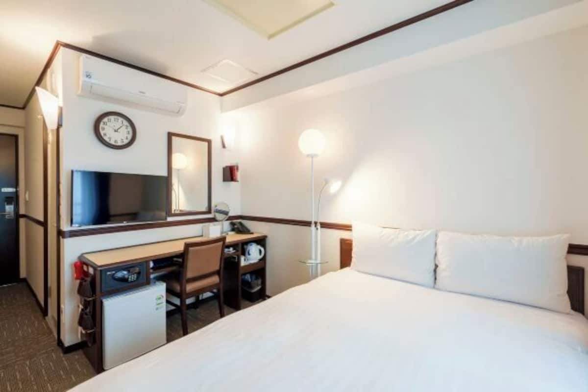 In-room safe, desk, blackout drapes, iron/ironing board