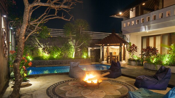 Luxury Villa, 4 Bedrooms | Terrace/patio
