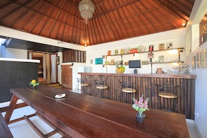 Villa de lujo, 4 habitaciones | Servicio a la habitación