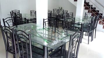 Món ăn mang phong cách quốc tế