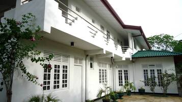 Lối vào nơi lưu trú