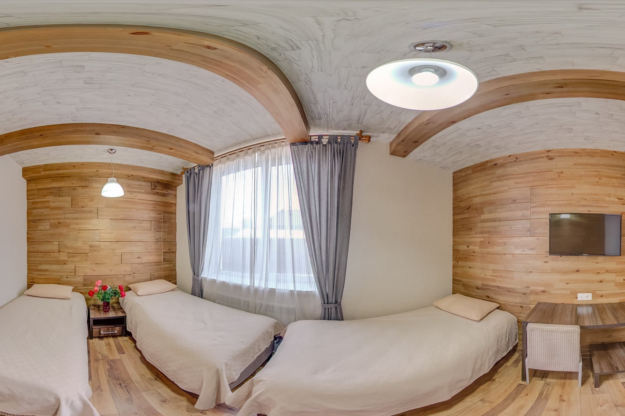 standard triple room, private bathroom | desk, free wifi, bed sheets