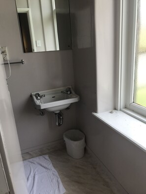 Comfort Triple Room With Shower | Bathroom | Shower, free toiletries, hair dryer, towels