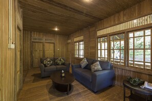 Casa (Ijen Camp) | Área de estar