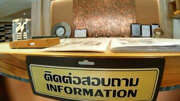 Check-in/check-out kiosk