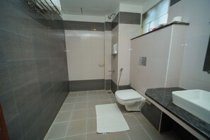 Bathroom - Zip by Spree Hotel Mangala International (Coimbatore)