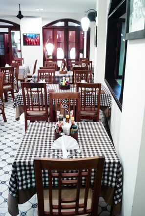 Breakfast, lunch and dinner served  - Nam Bo Boutique Hotel (Can Tho)