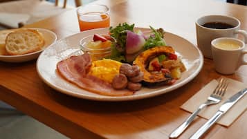 Desayuno inglés todos los días (con cargo)