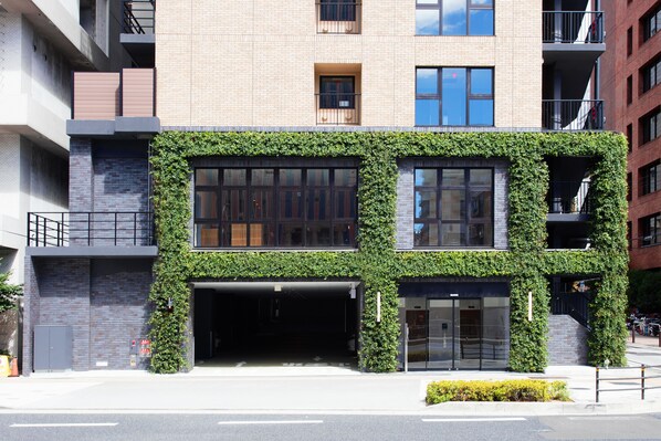 Front of property - Brenza Hotel (Kobe)