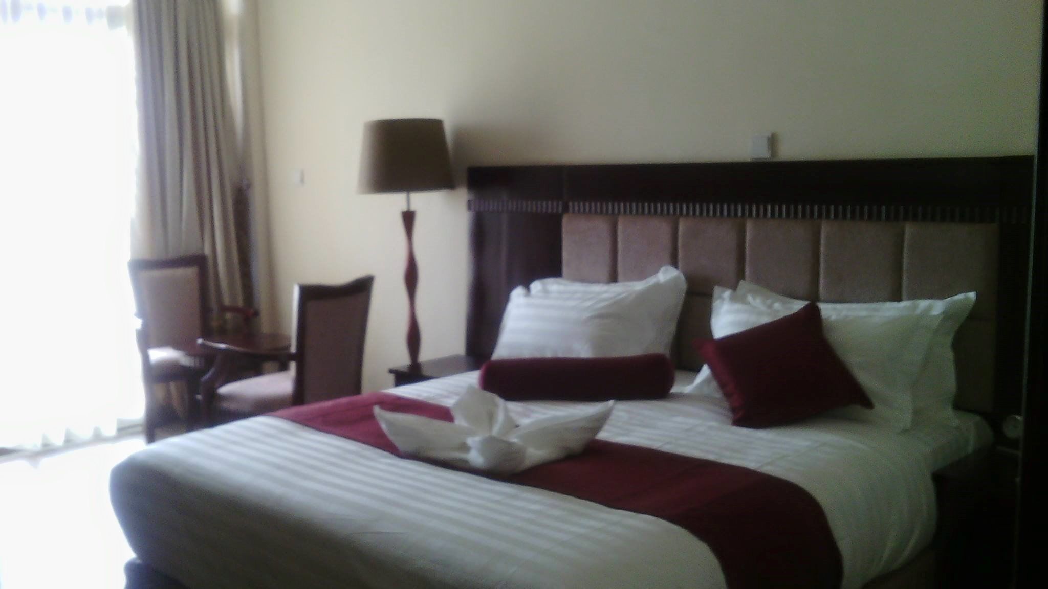 deluxe double room | premium bedding, minibar, in-room safe, desk