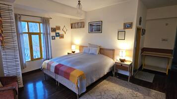 Deluxe Double Room, Mountain View, Mountainside | Individually decorated, individually furnished, rollaway beds, free WiFi