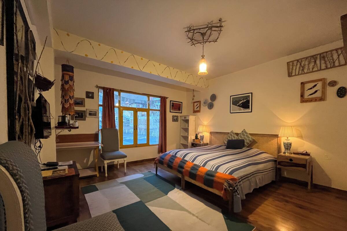 Superior Room | Rollaway beds, free WiFi, bed sheets