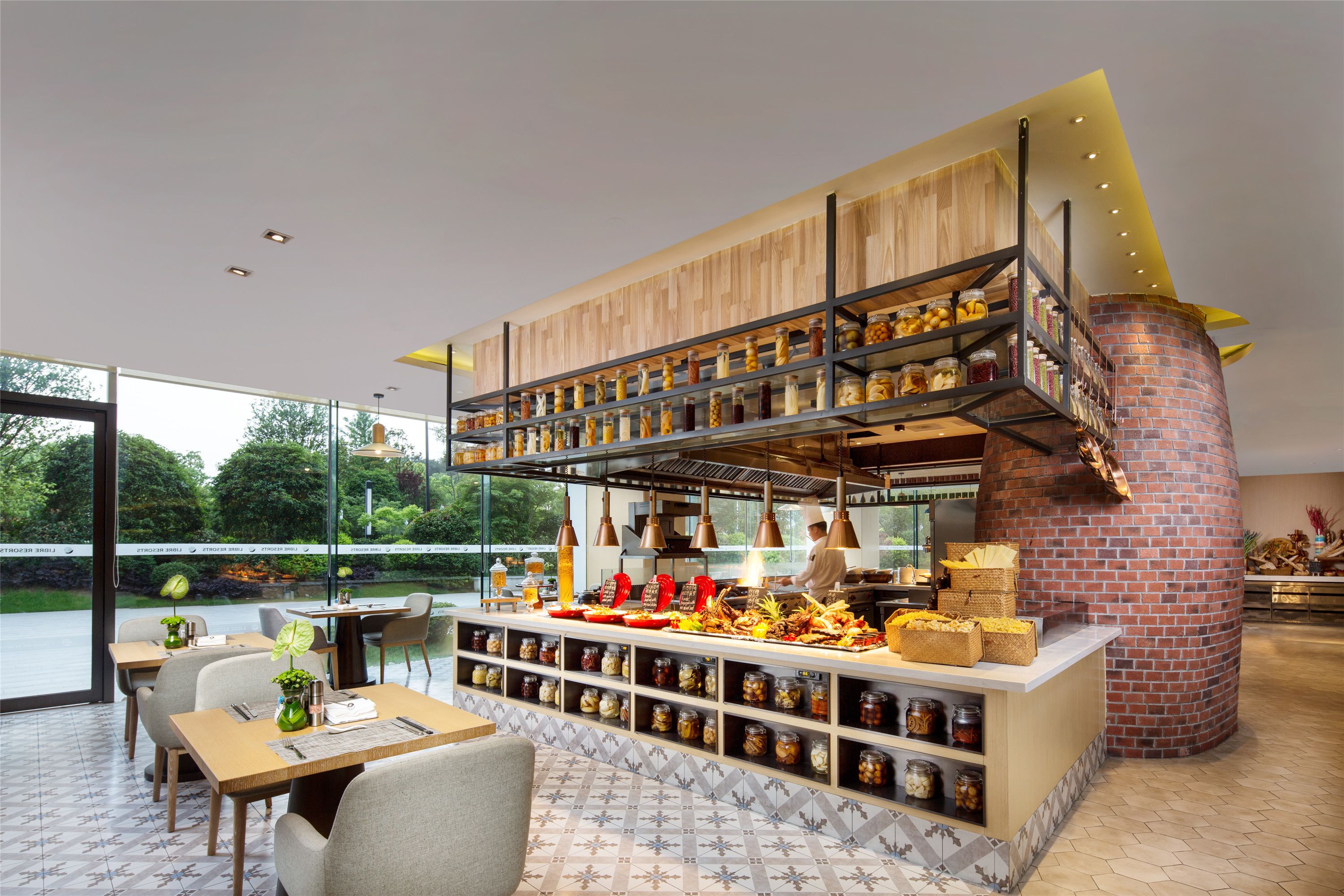 Breakfast, lunch, dinner served; local and international cuisine 