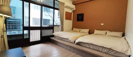 Basic Quadruple Room | Desk, blackout drapes, soundproofing, free WiFi