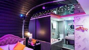 Phòng Deluxe, bồn tắm thủy lực | Minibar, bàn, phòng cách âm, truy cập Internet không dây miễn phí