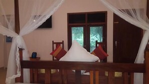 Desk, rollaway beds, free WiFi - Asharo Sigiriya Villa (Sigiriya)