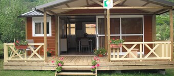 Camping La Pierre de l'Aigle