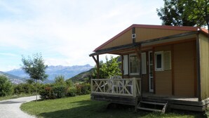 Comfort Mobile Home, 2 Bedrooms - Camping La Pierre de l'Aigle (Ubaye-Serre-Ponçon)
