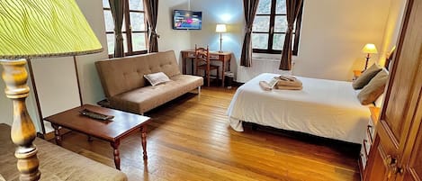 In-room safe, desk, free WiFi, bed sheets