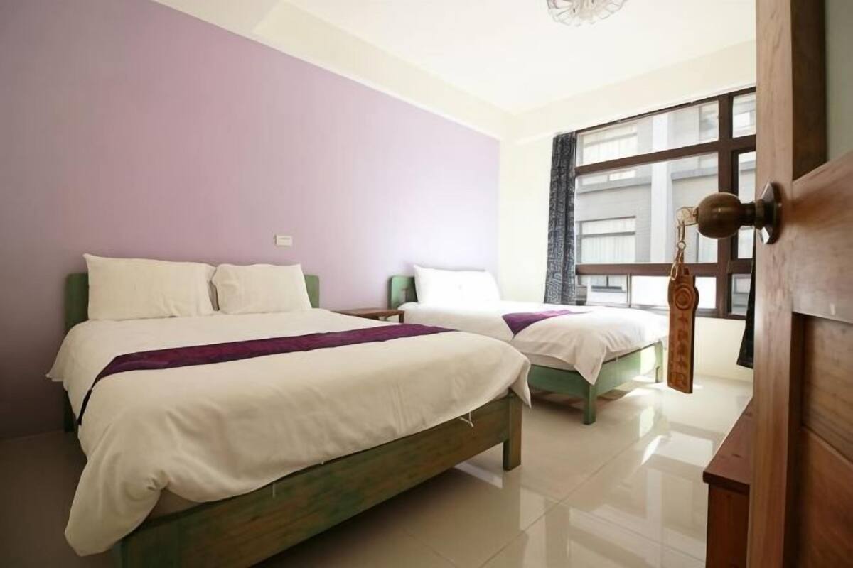 Blackout curtains, soundproofing, rollaway beds, free WiFi