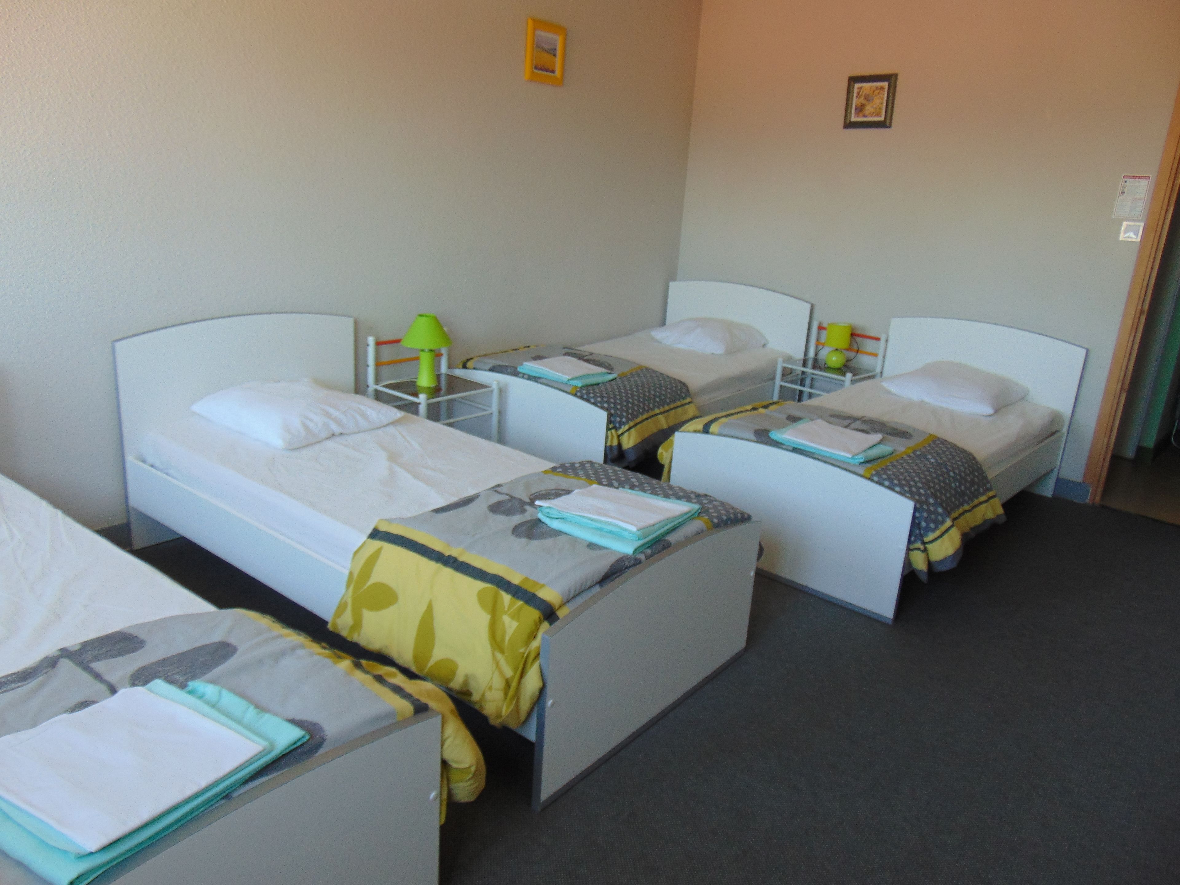 quadruple room, non smoking | blackout curtains, free cots/infant beds, free wifi, bed sheets