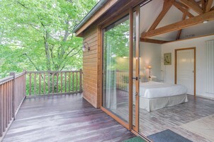 Cabane Romantique, bain à remous | Draps en coton égyptien, literie de qualité supérieure
