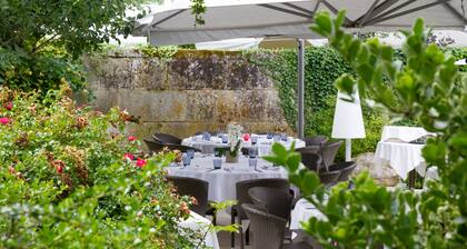 Logis HĂŽtel l'Essille