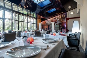 French cuisine - Logis Hôtel l'Essille (Bassac)