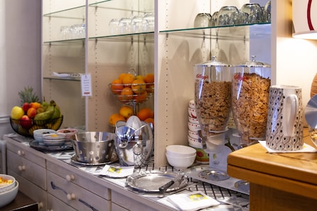 Daily buffet breakfast (EUR 14 per person)