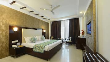 Premium bedding, minibar, in-room safe, desk