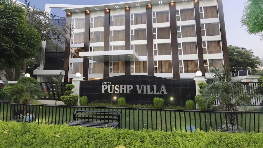 Hotel Pushpvilla