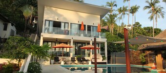 Baan Seaview Hoilday Villas