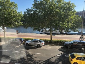 บริเวณภายนอก