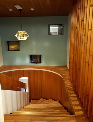 Staircase - Lækur Hostel (Reykjavik)