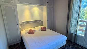 Classic Double Room, Balcony | Free WiFi