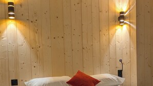 Ảnh chưa phân loại, 3 trong số 27 ảnh, nút