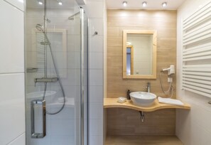 Double or Twin Room | Bathroom | Towels - Kaplowa Chata (Zakopane)