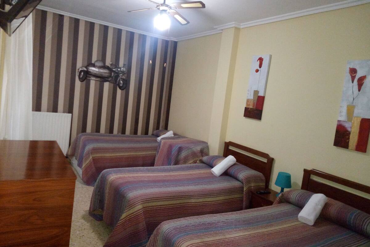 Family Room, Shared Bathroom | Desk, free WiFi
