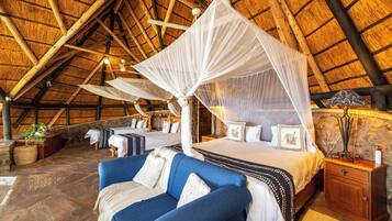 Habitación familiar (Deluxe) | Decoración personalizada y muebles diferentes