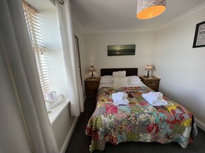 Double Room, Private Bathroom | Desk, iron/ironing board, free WiFi, bed sheets - The Anchor Hotel (Montrose)