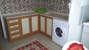 Villa, 2 soverom | Eget tekjøkken | Kjøleskap, kokeplater og kjøkkenutstyr